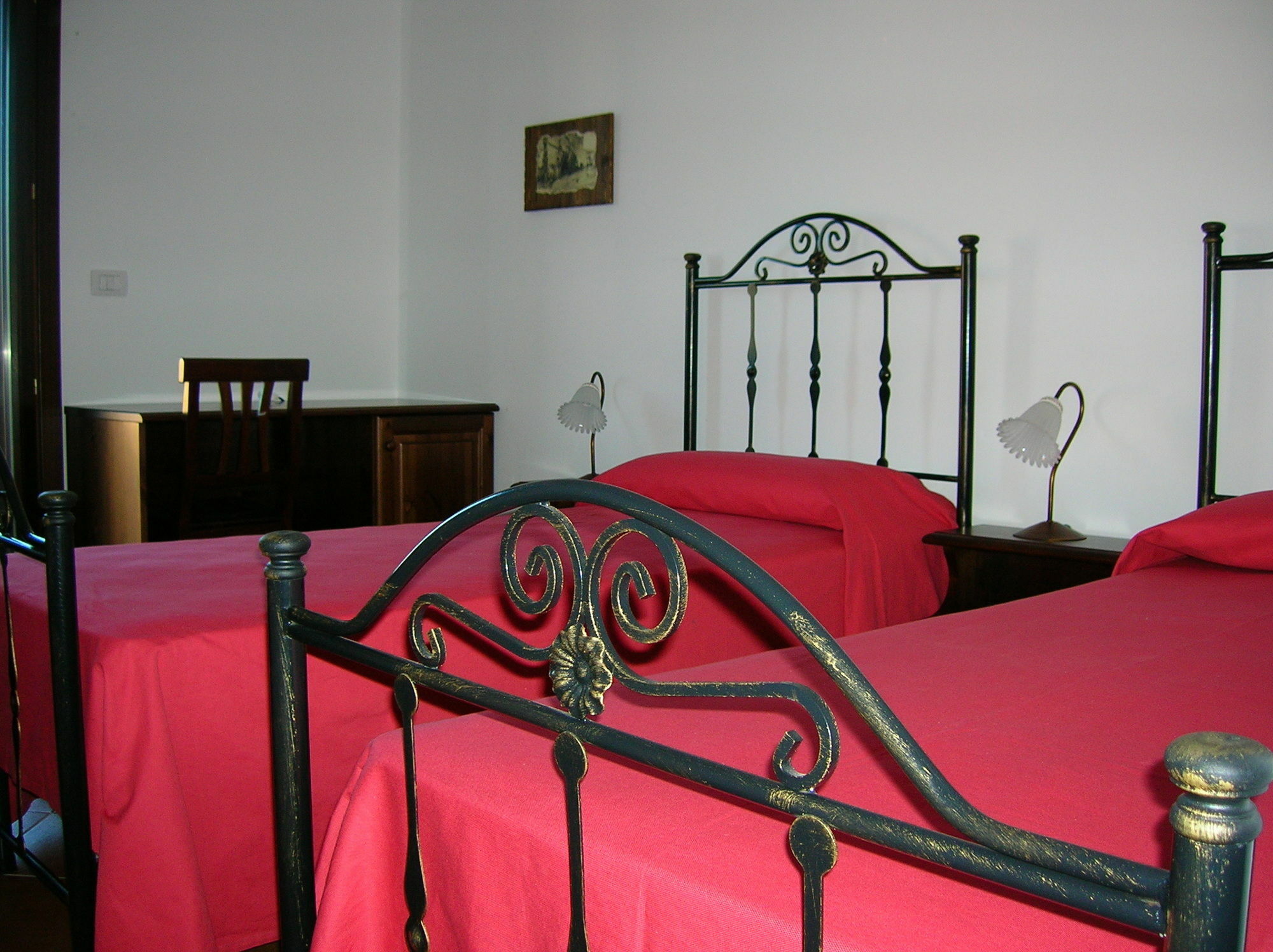 Bed Sandalia Badesi Luaran gambar