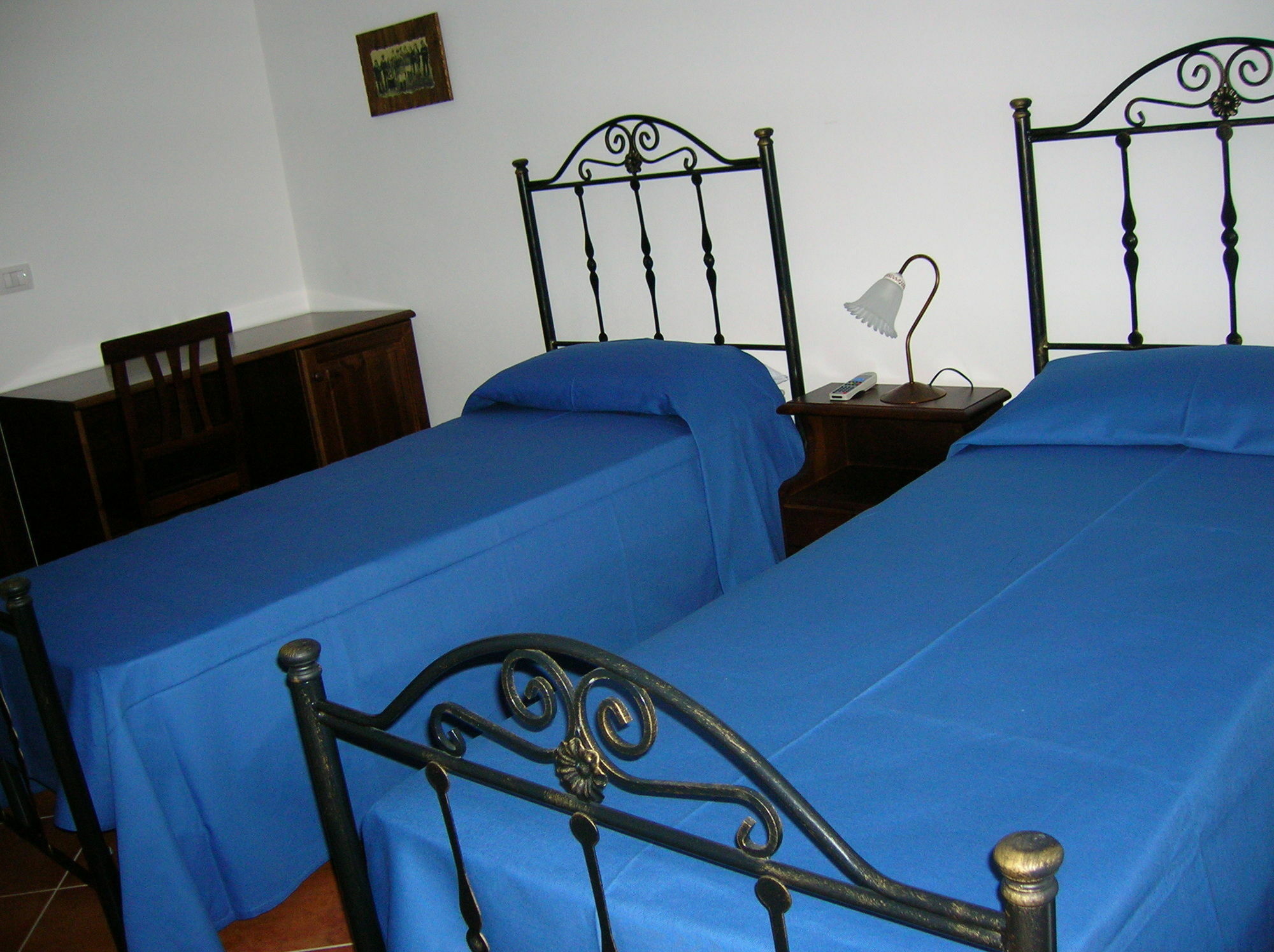 Bed Sandalia Badesi Luaran gambar
